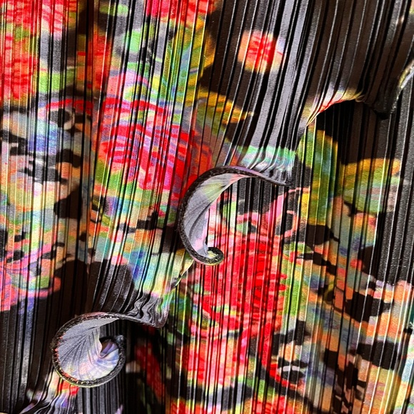 Givenchy NWT Medi Pleated Tiered Multi Color Skirt 6 - Picture 8 of 9